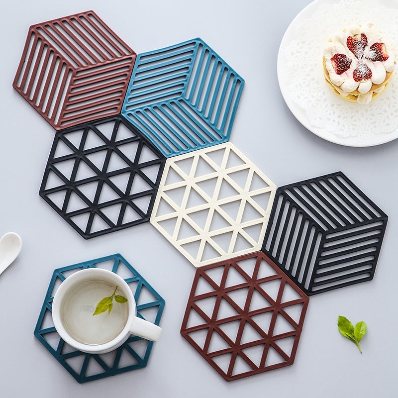 Silicone Heat Insulation Pad Kitchen Table Mat Non-Slip Heat-resistant Anti-scalding Foldable Coaster