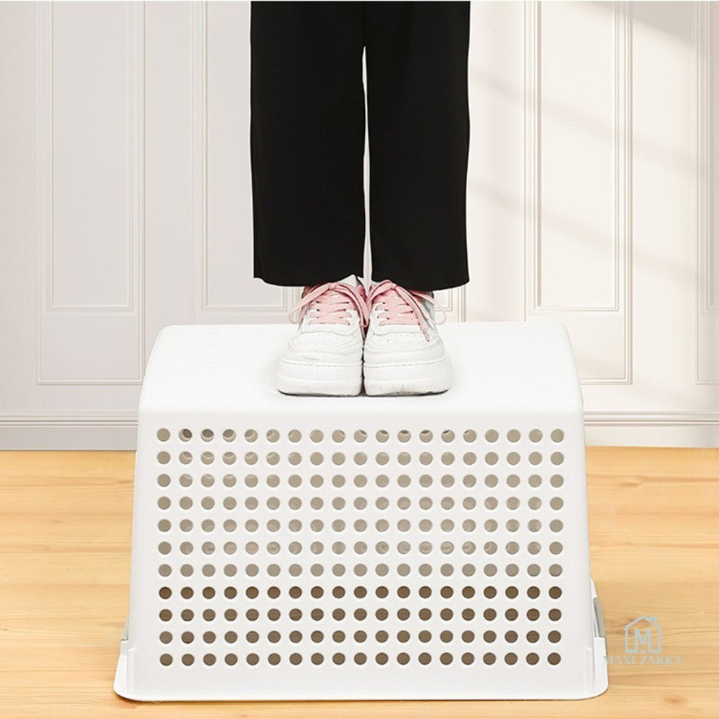 🇸🇬 Ready Stock Grey Handle Multipurpose Storage Basket Plastic Organiser for Snacks Toys Kitchen Bathroom Refrigerator