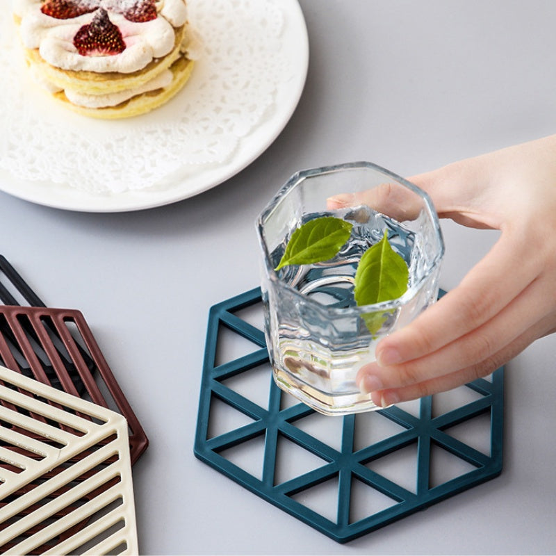 Silicone Heat Insulation Pad Kitchen Table Mat Non-Slip Heat-resistant Anti-scalding Foldable Coaster